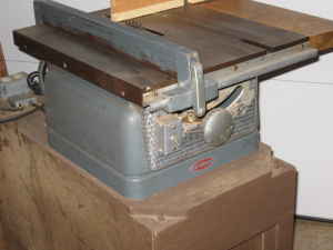 Details about   Vintage Craftsman 113.29730 tilting arbor 8" bench top table saw collectible 