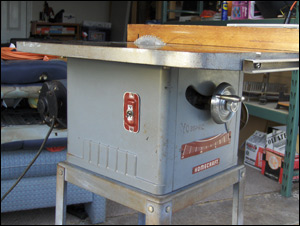 Delta 8 Inch Table Saw