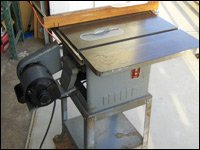 Delta 34-500 8 Inch Tilting Arbor Bench Saw