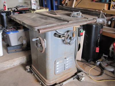 Delta 10" Table Saw, RH tilt